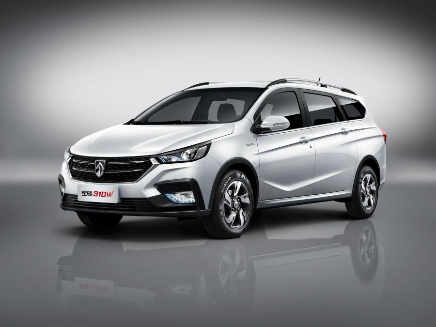  Baojun 310W 2018 года  (фото 4 из 16)